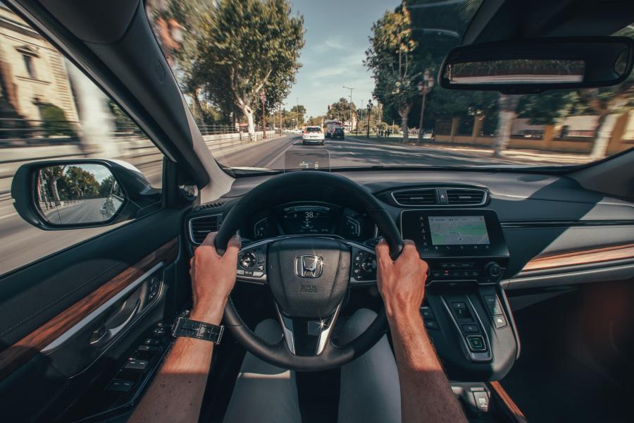 Торпедо Honda CR-V Hybrid 2018 года  (EU) (фото 53 из 56)